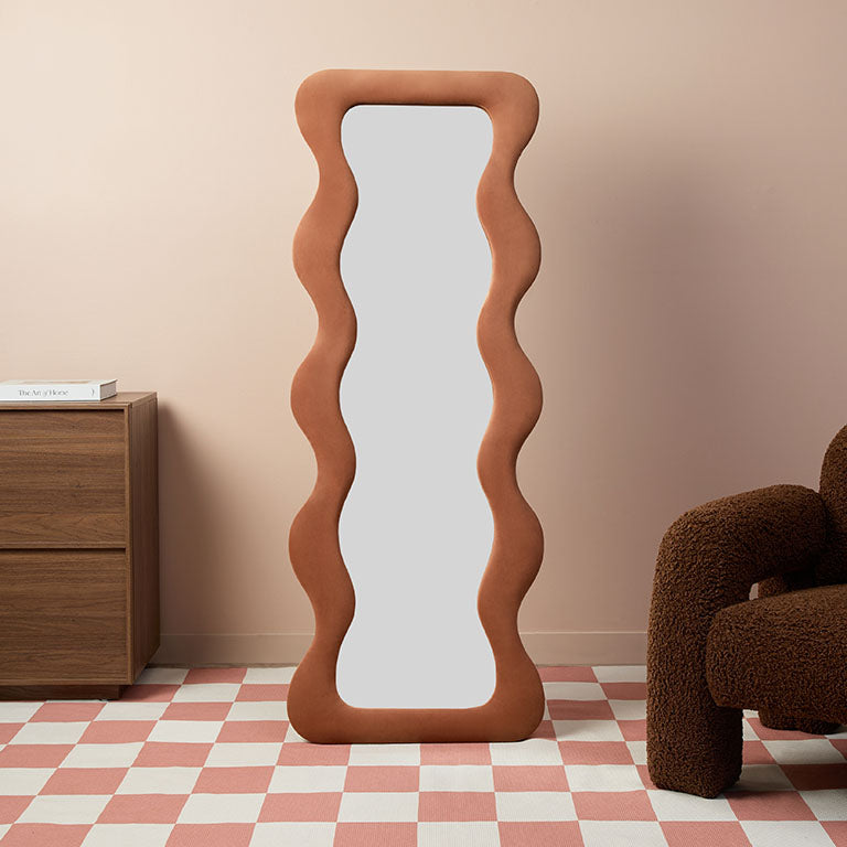 Wiggly Mirror - Rust