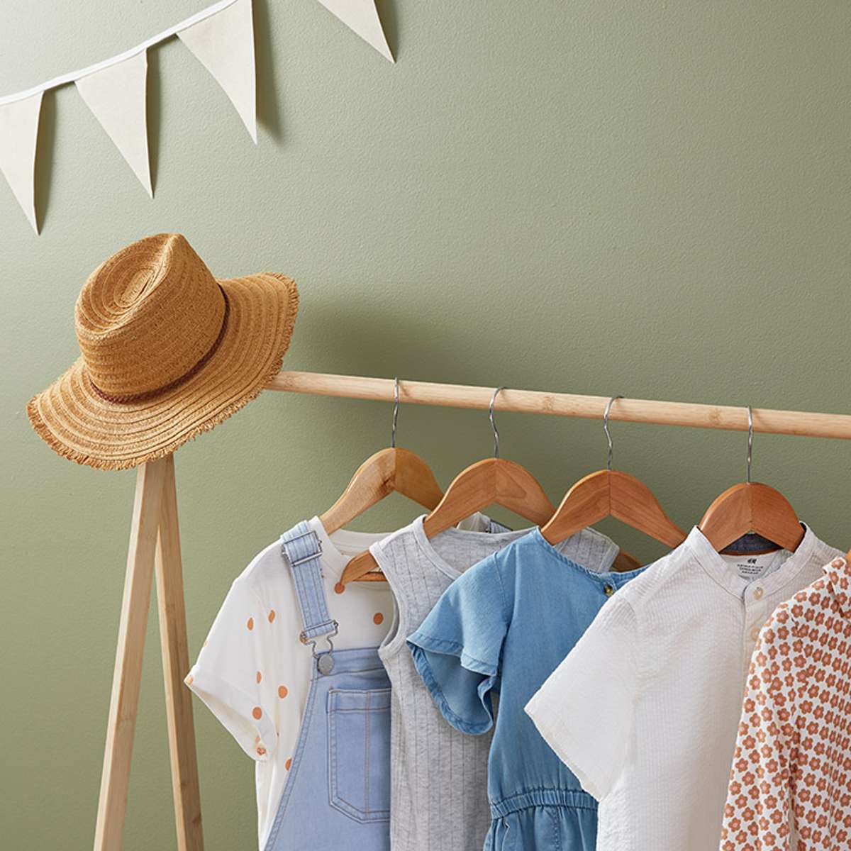 Minka A-Frame - Small - Mocka New Zealand