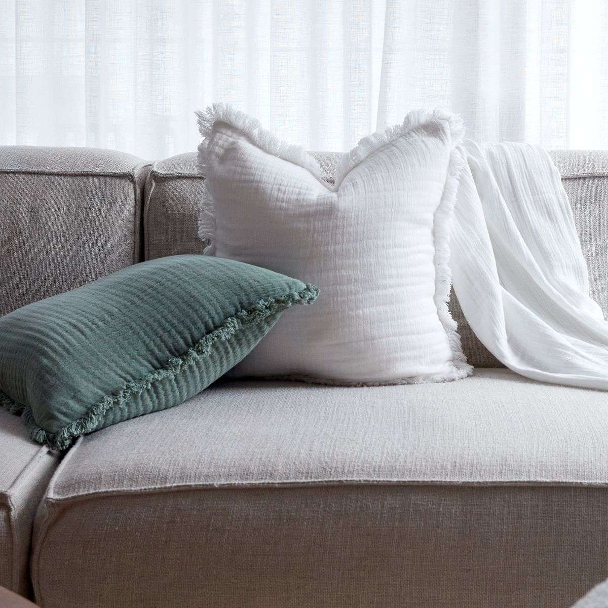 Molly Fringed Cotton Throw Blanket - Ivory - Mocka New Zealand