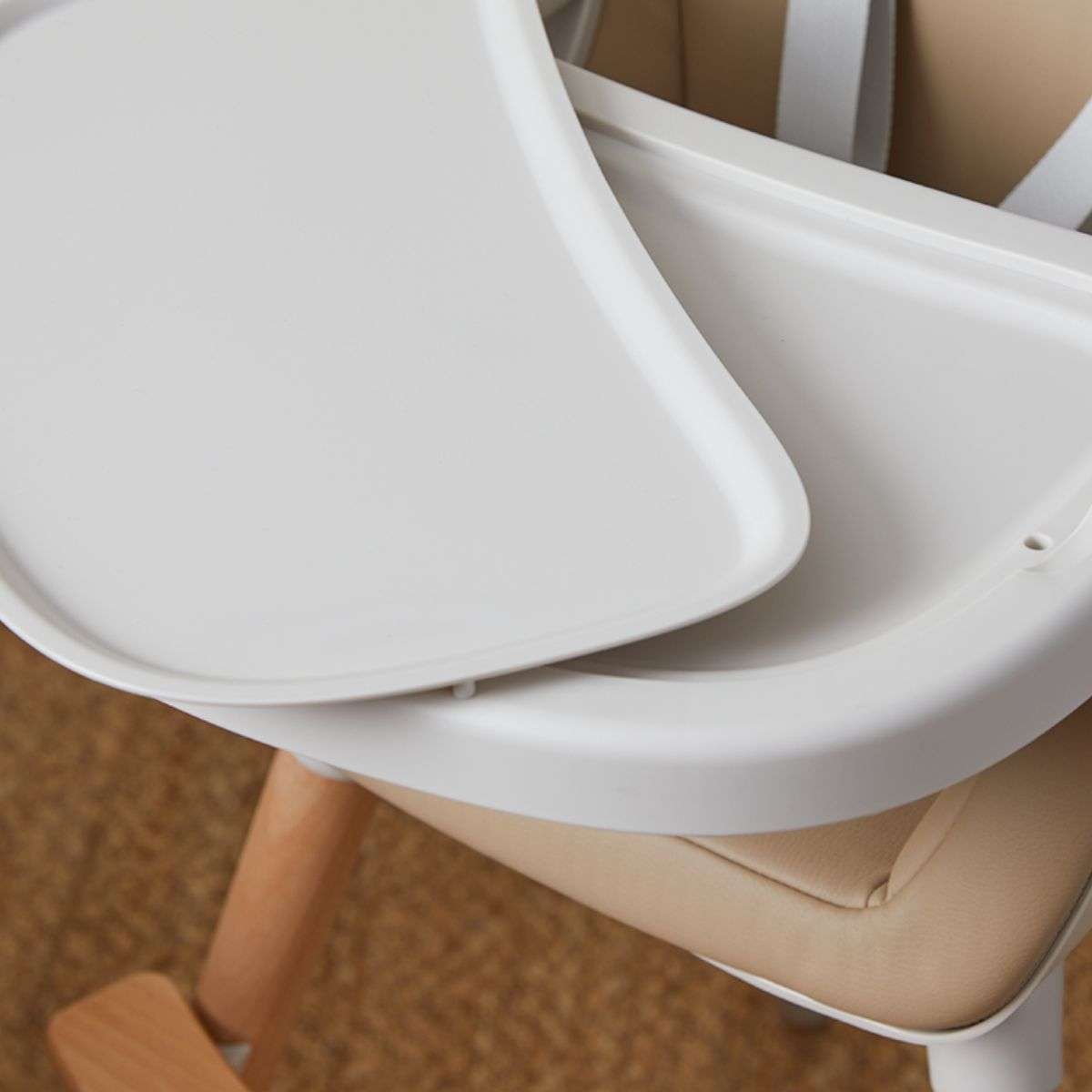 Aiden Highchair - Latte - Mocka New Zealand