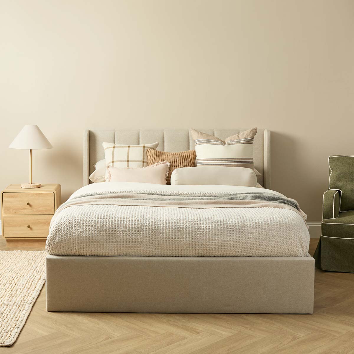 Quinn Queen Bed - Natural