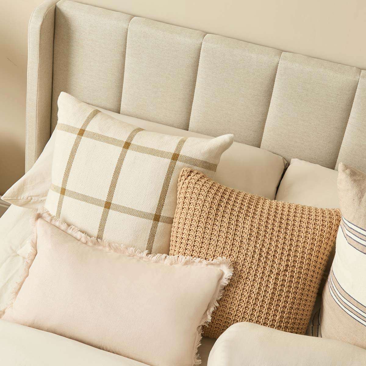 Quinn Queen Bed - Natural