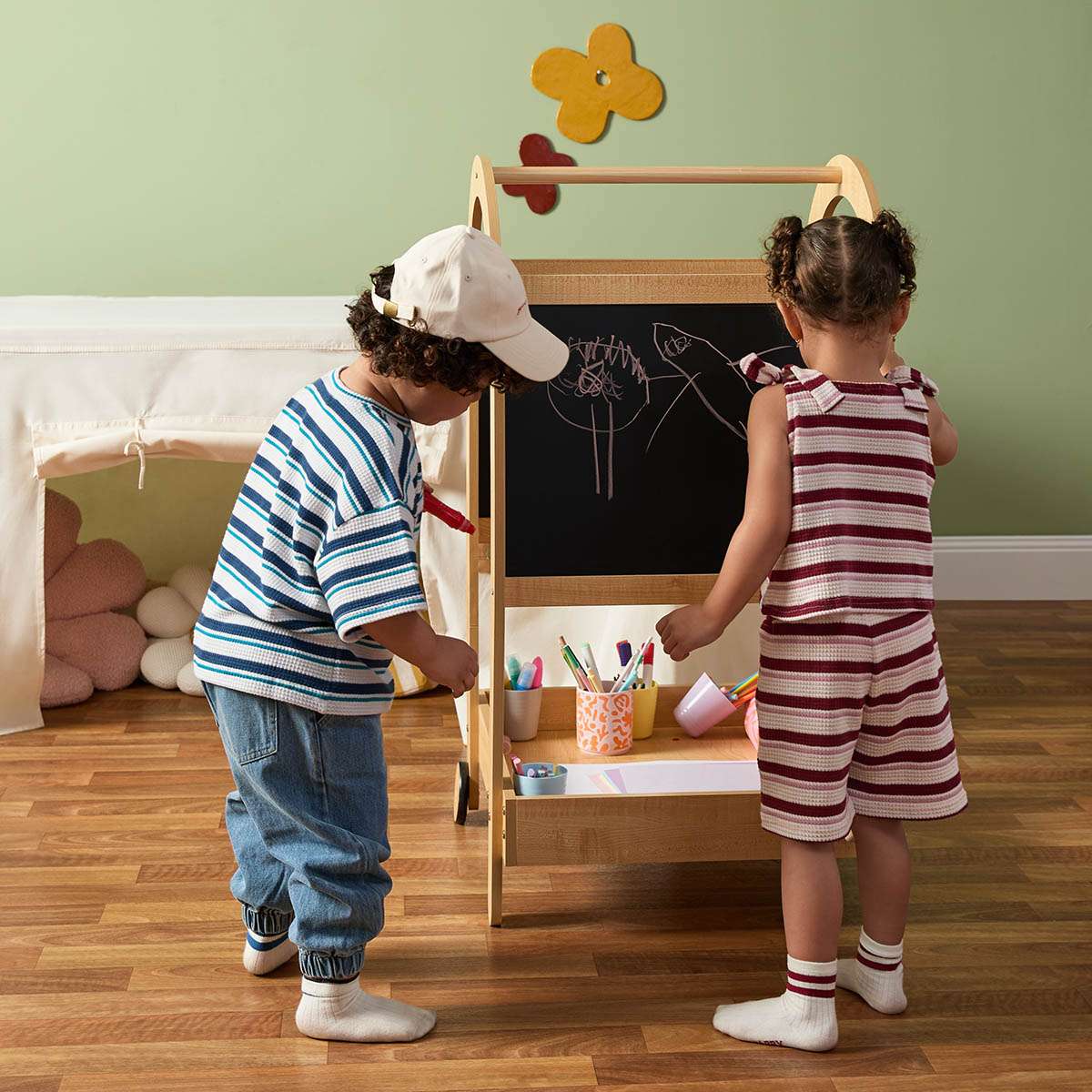 3 In 1 Black And White Board - Mocka New Zealand