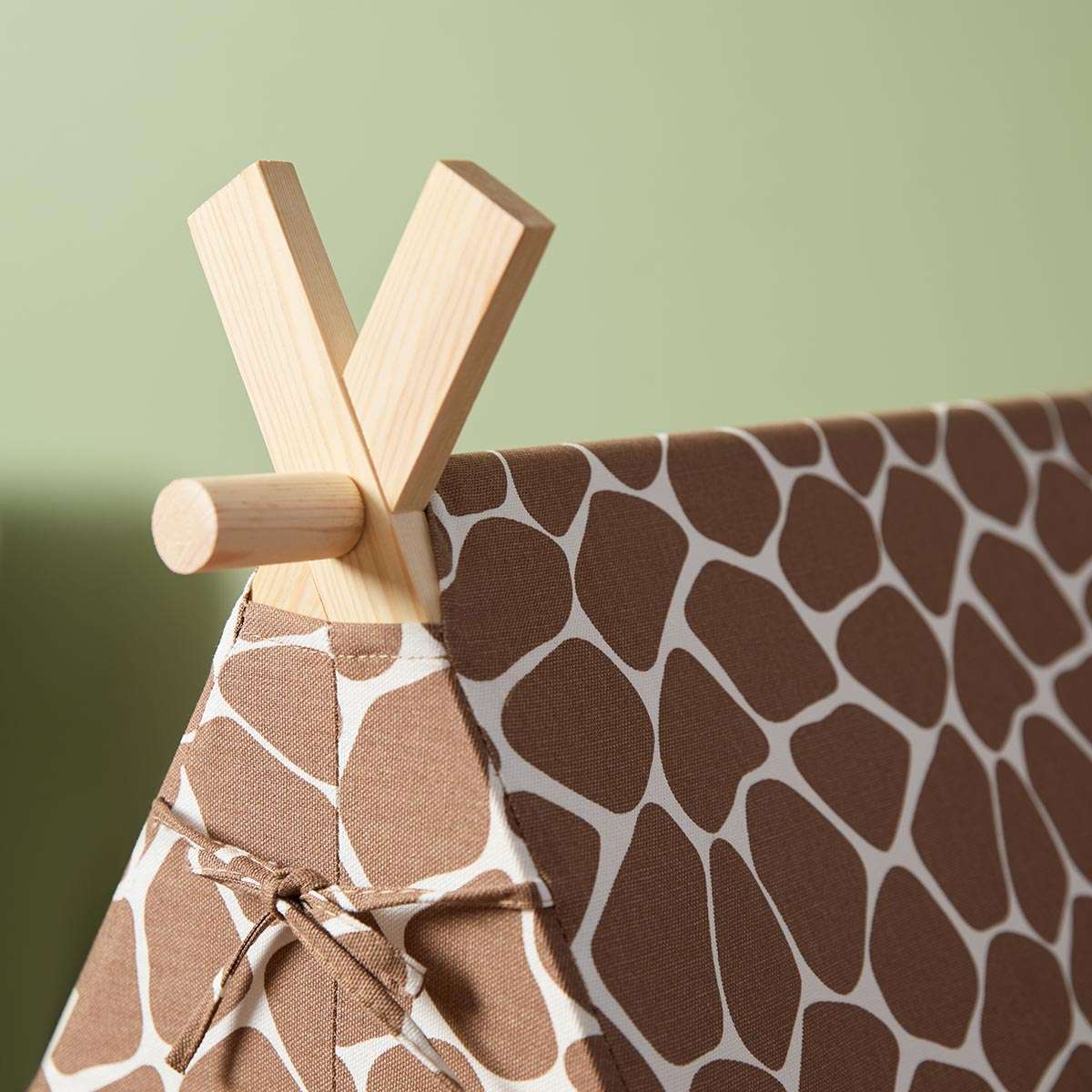 Minka House - Giraffe - Mocka New Zealand