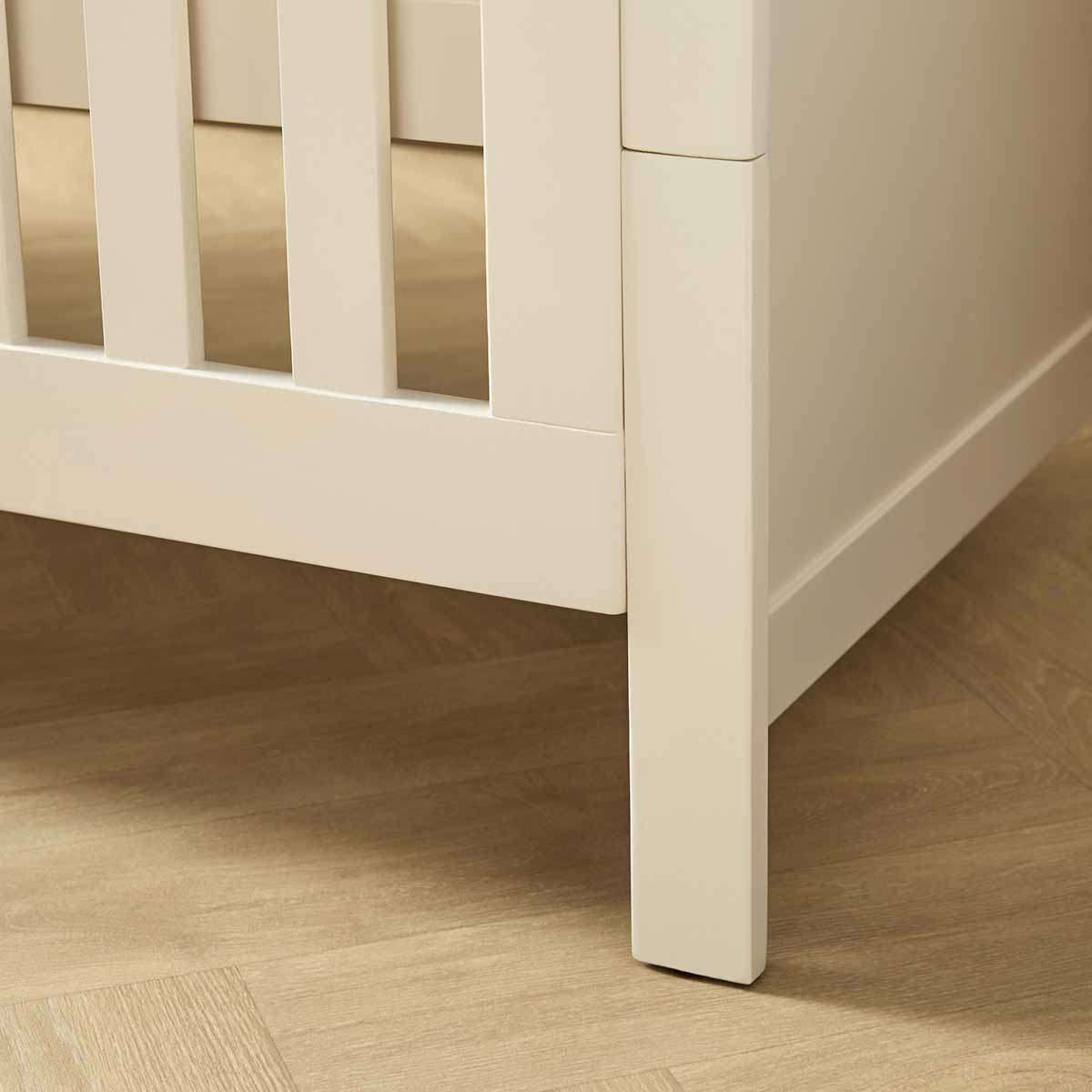 Mackenzie 4 in 1 Cot Bed