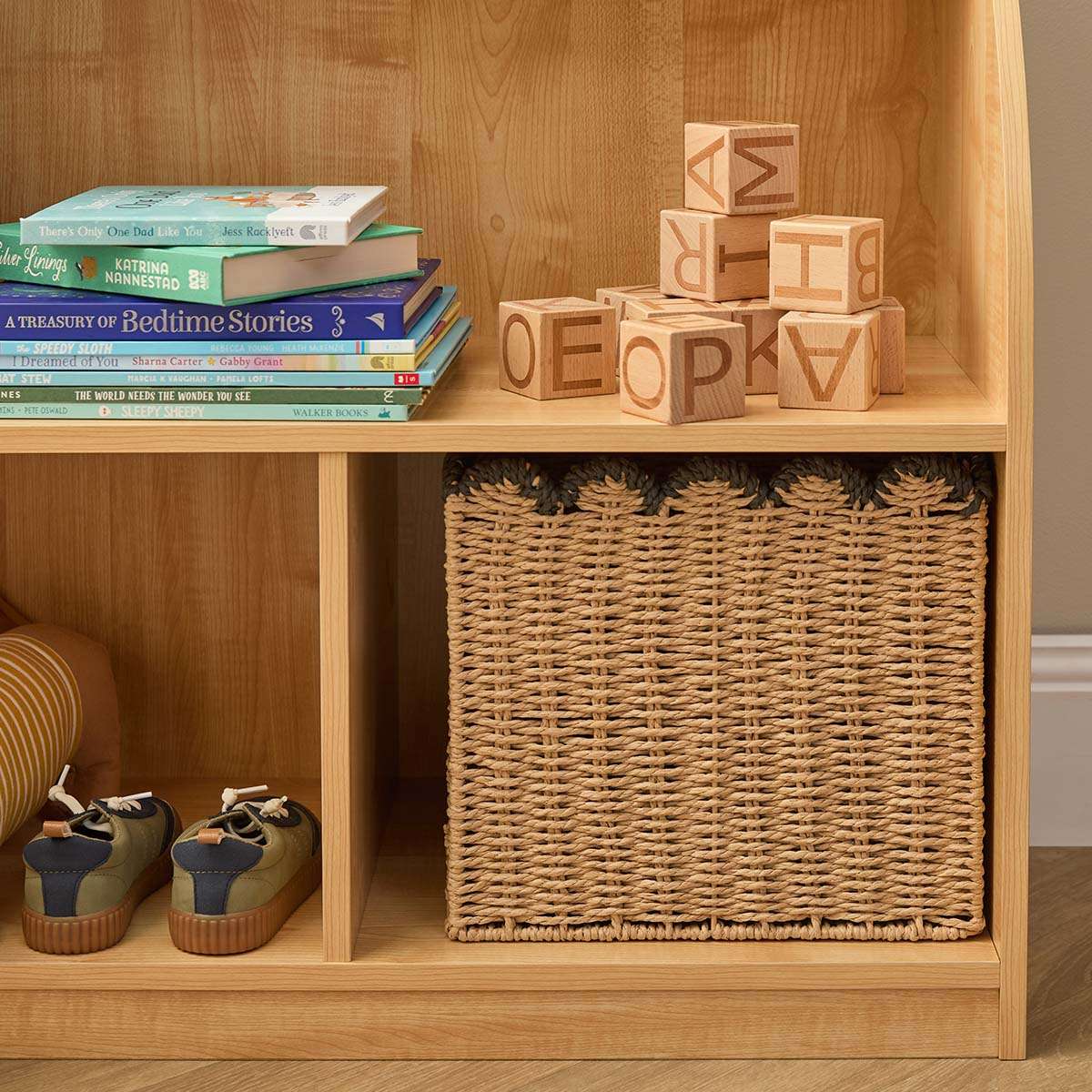 Scalloped Black Tip Cube Basket: Elegant Organisation | Mocka
