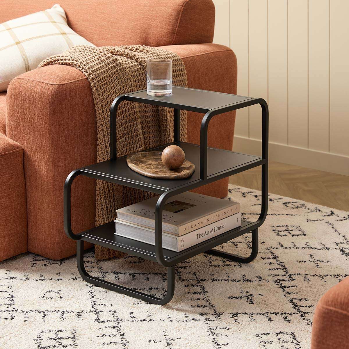 Hamilton Curved Side Table - Black - Mocka New Zealand
