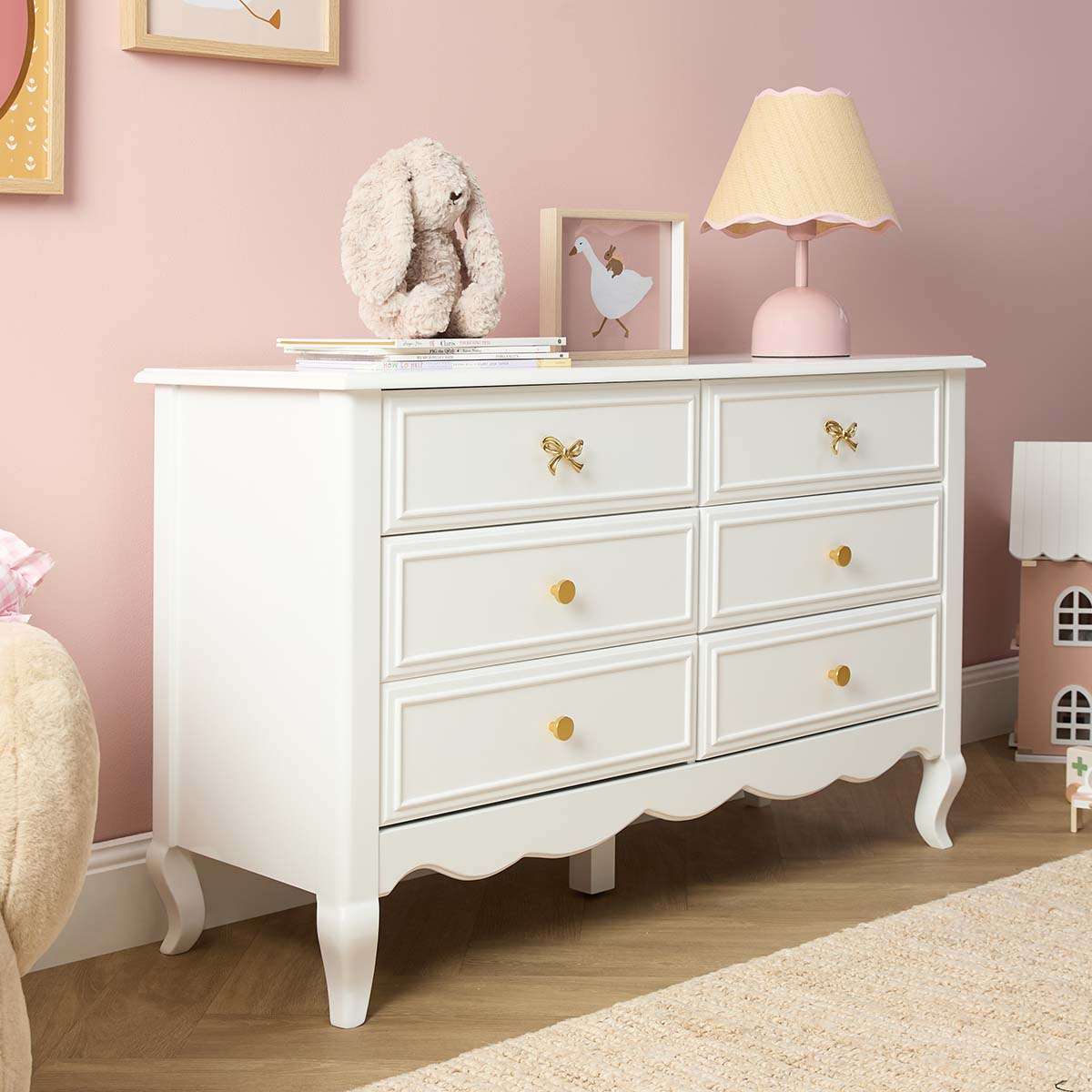 【新品未使用】Draw drawers Lace 2way Tops ホワイト Emmeline Six Drawer with Bows | Storage by Mocka
