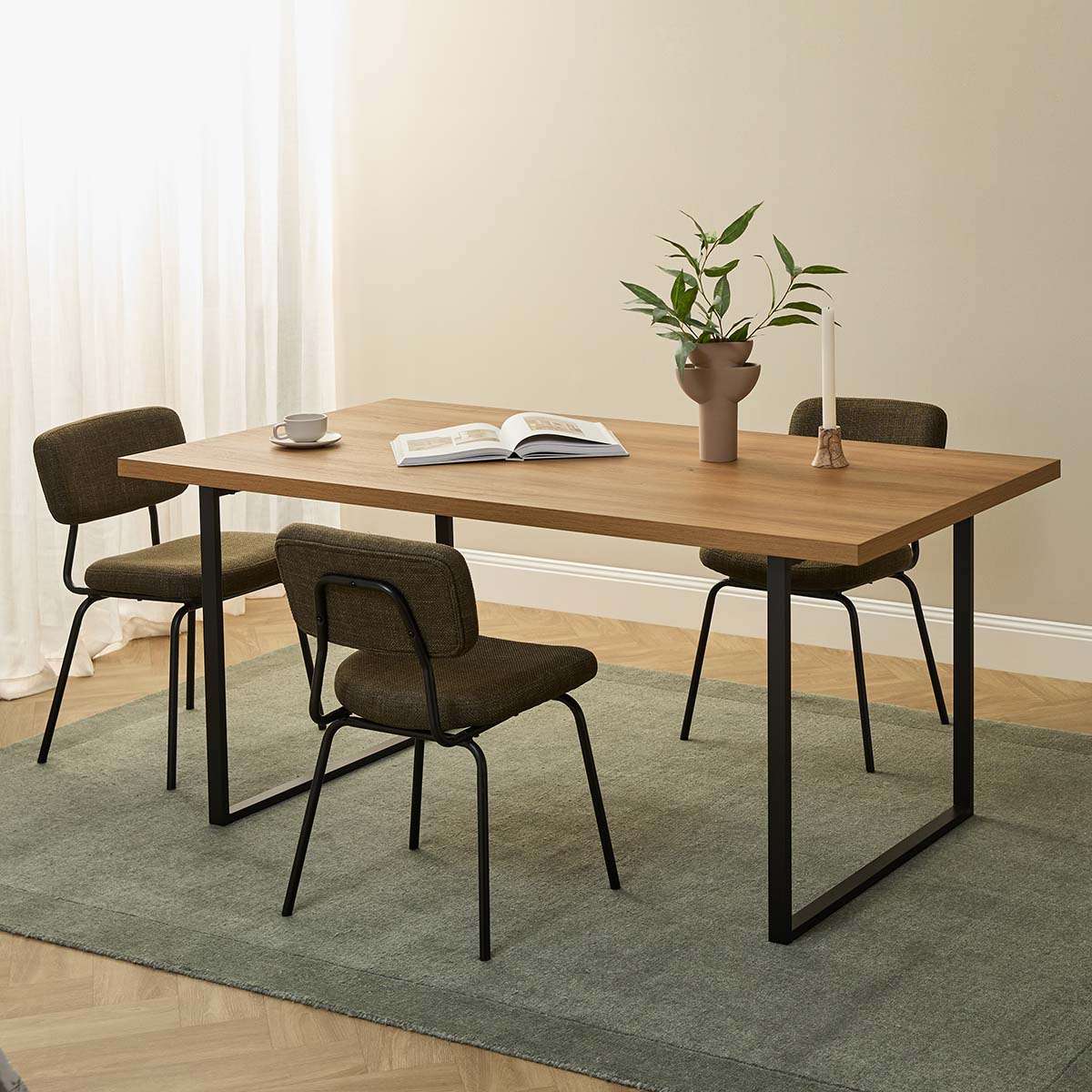 Carter Table and Albert Seven Piece Dining Set