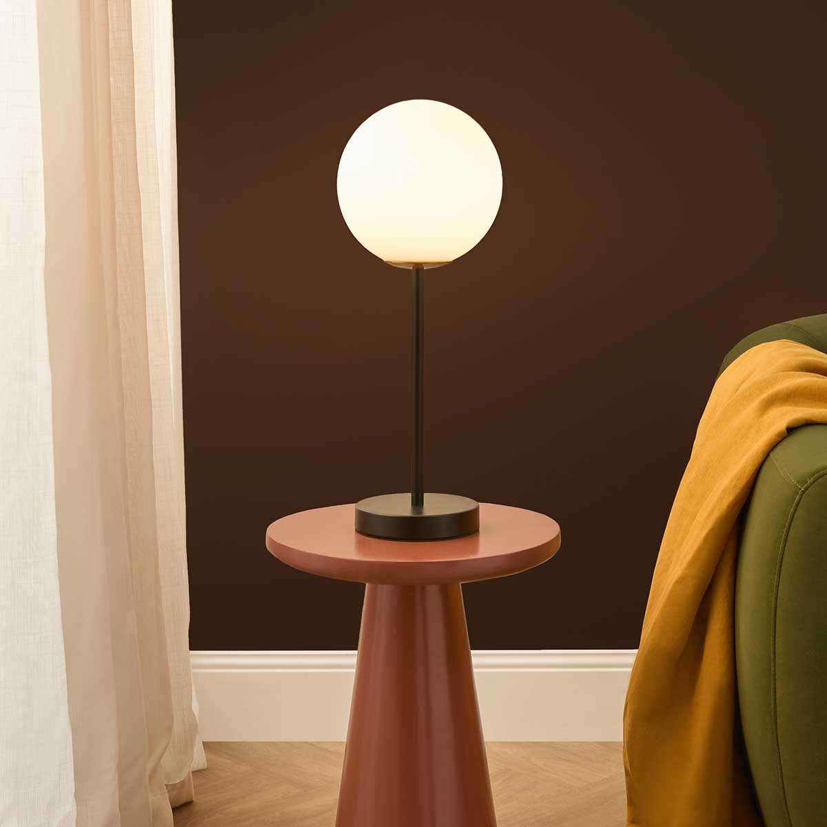 White Sphere Table Lamp
