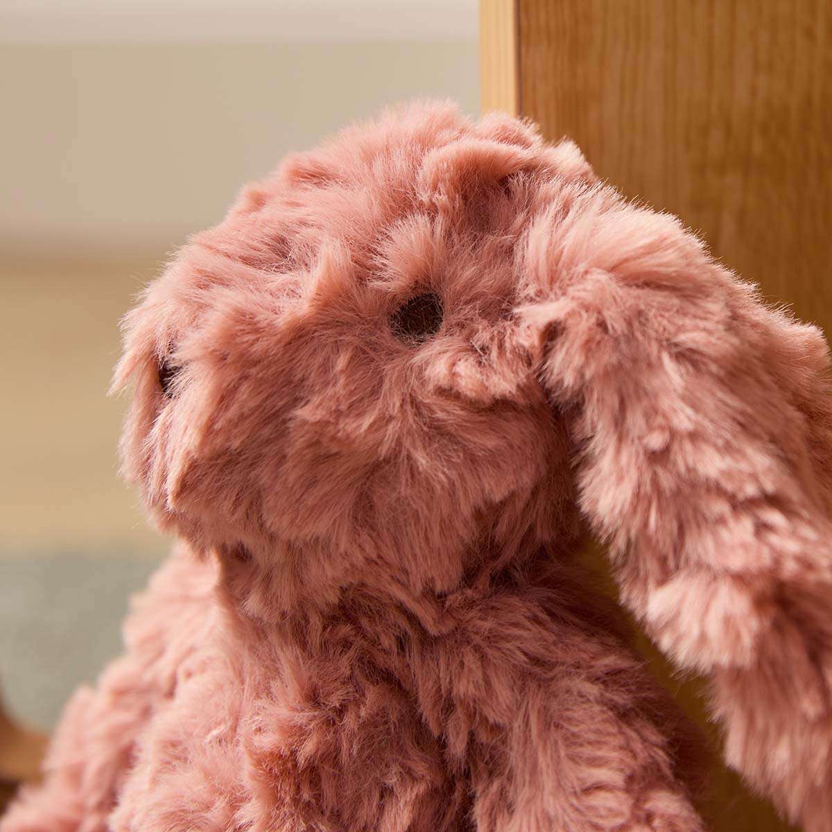 Rosie Rabbit Plush Toy Small in pink - Adorable & Cosy | Mocka