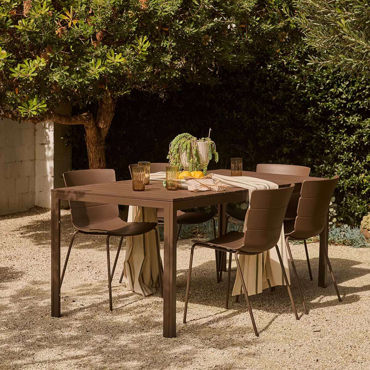 Ravello Outdoor Six Seater Dining Table - Chocolate