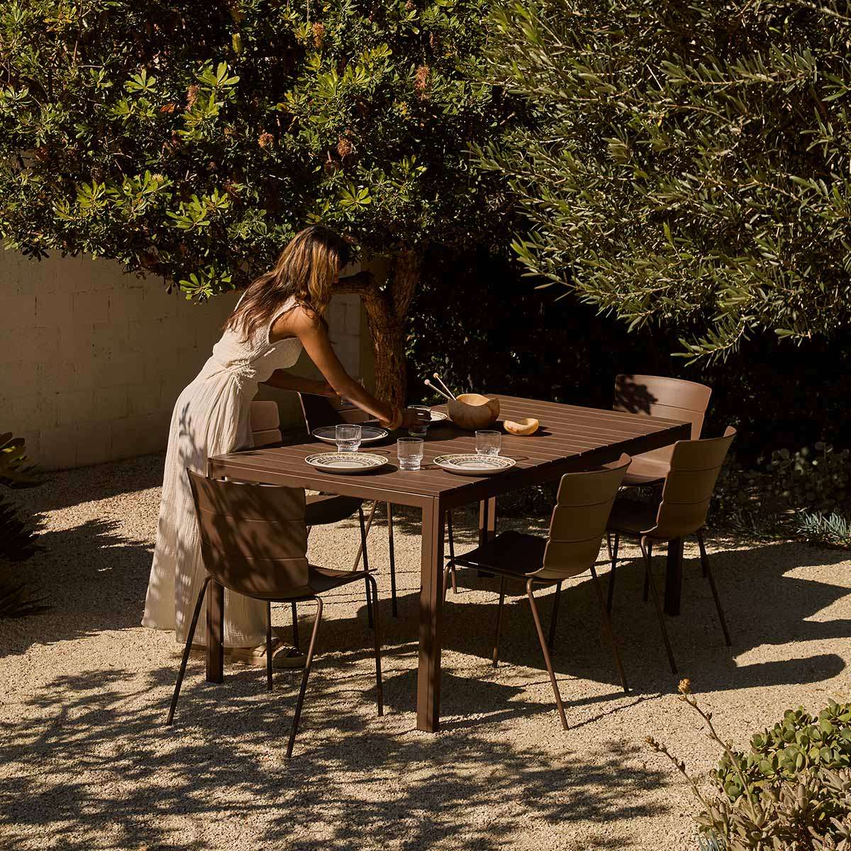 Ravello Outdoor Six Seater Dining Table - Chocolate