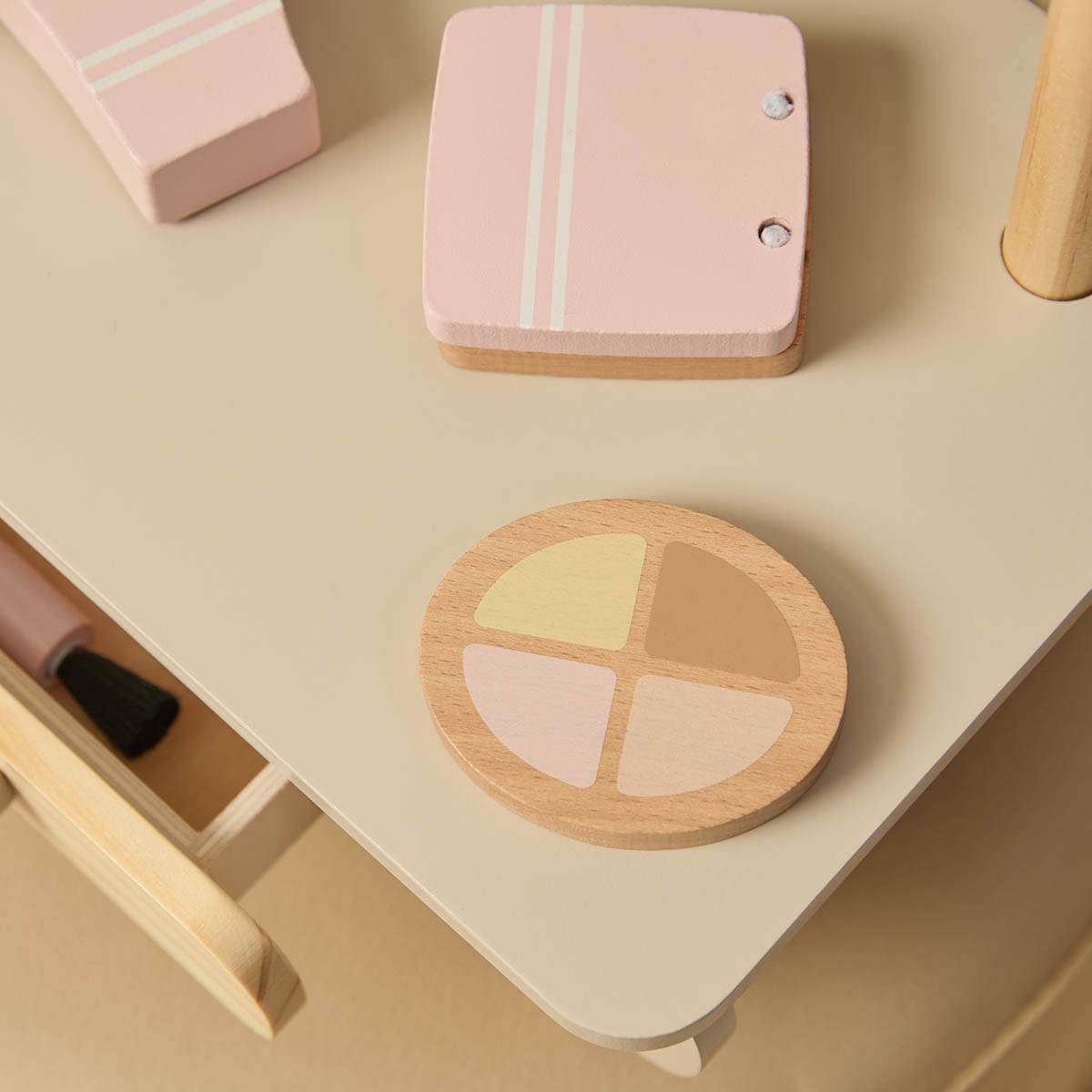 Mini Vanity 9 Piece Set
