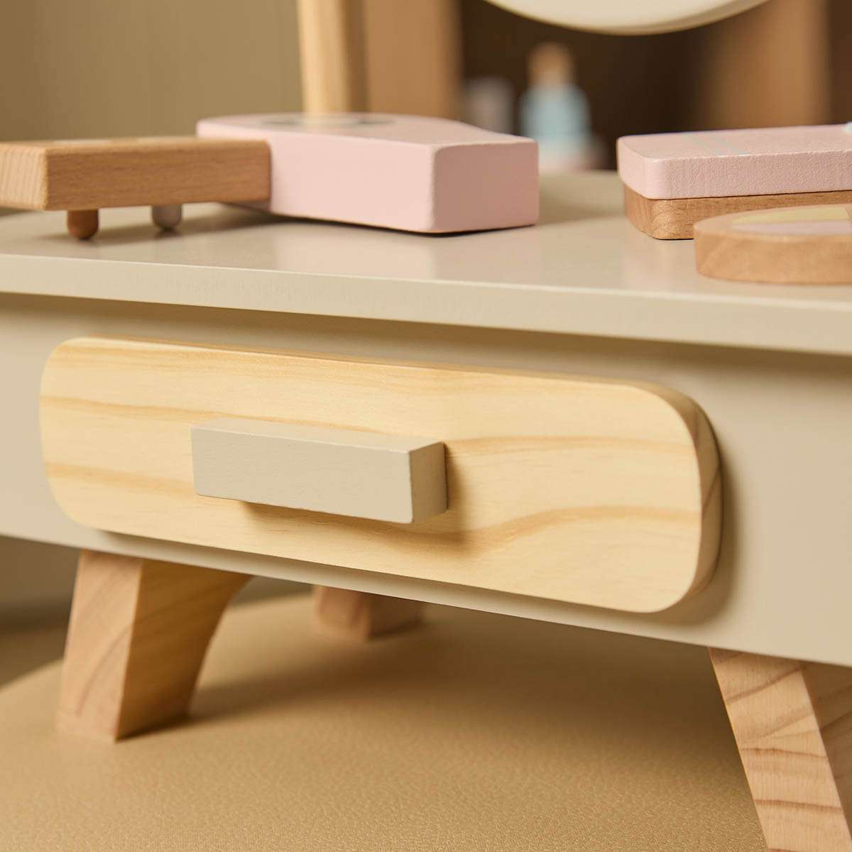 Mini Vanity 9 Piece Set