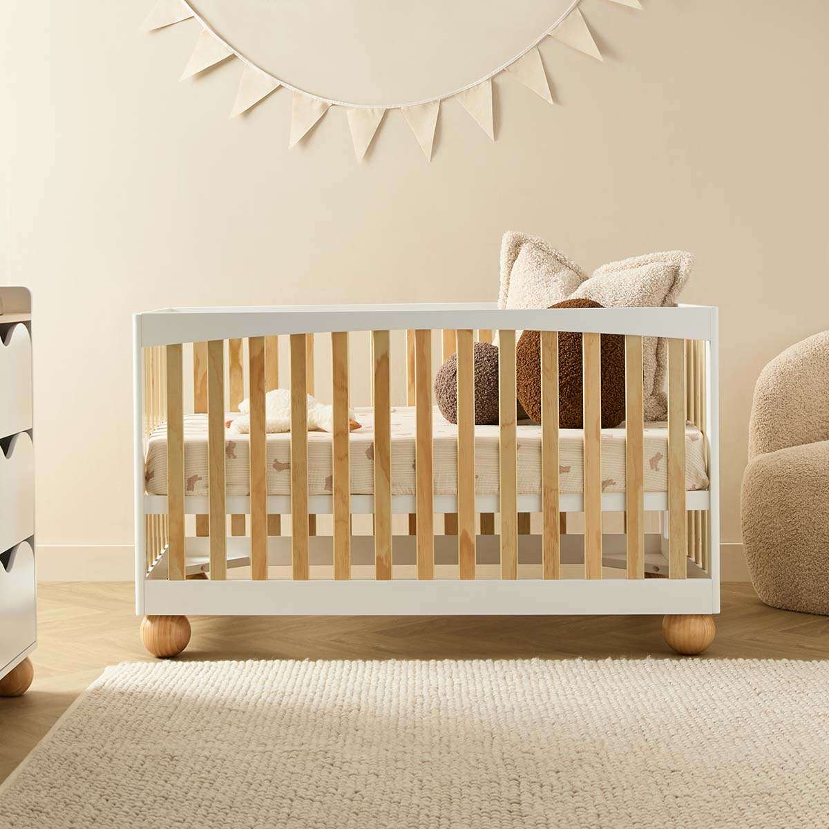 Blake Cot - White/Natural