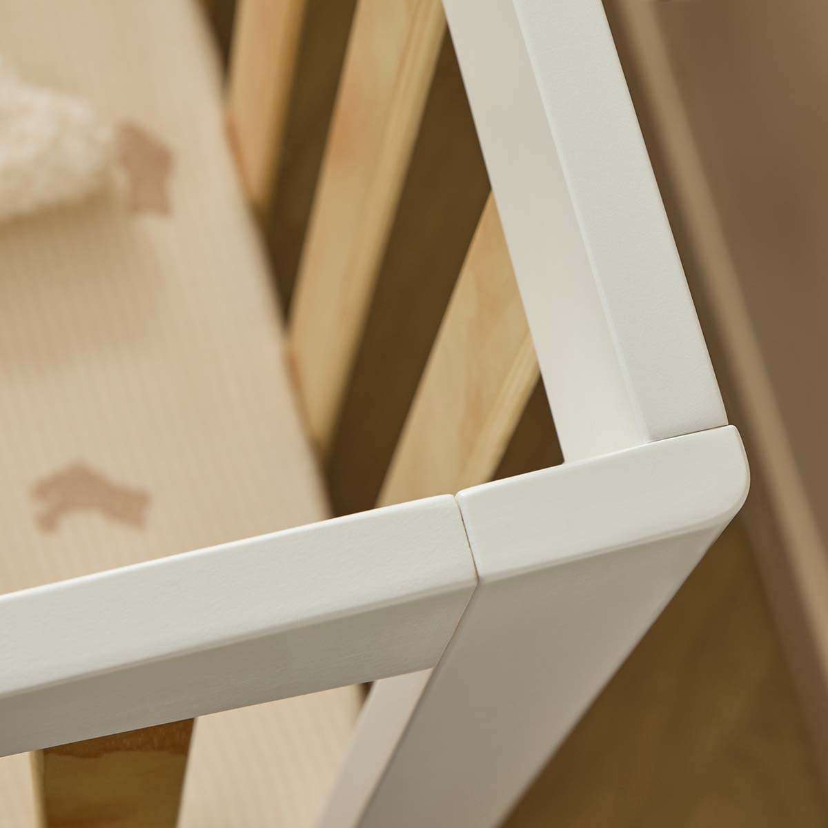 Blake Cot - White/Natural