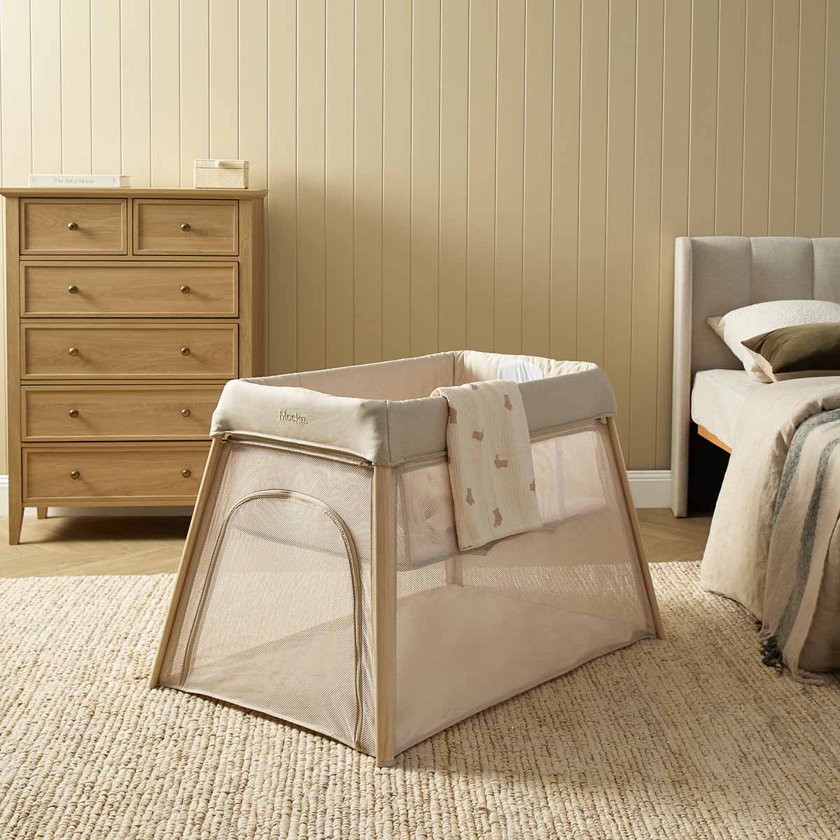 Mocka Dream Portacot - Cream