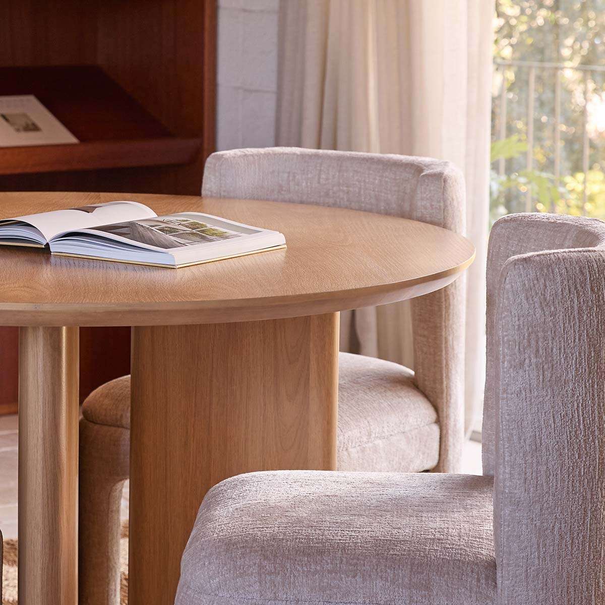 Mila Oak Round Four Seater Dining Table - Natural